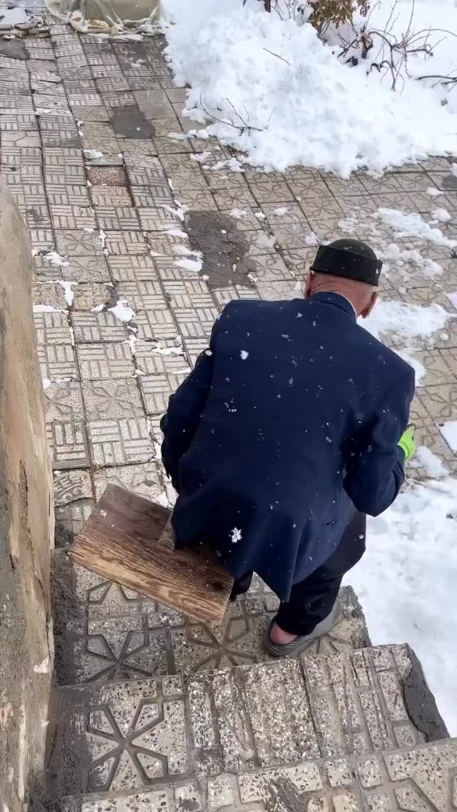  جدید ترین استوری اینستاگرام احمد رضا نیشابور