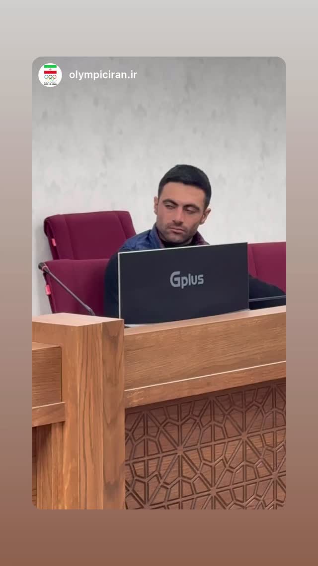  جدید ترین استوری اینستاگرام علی پاکدامن