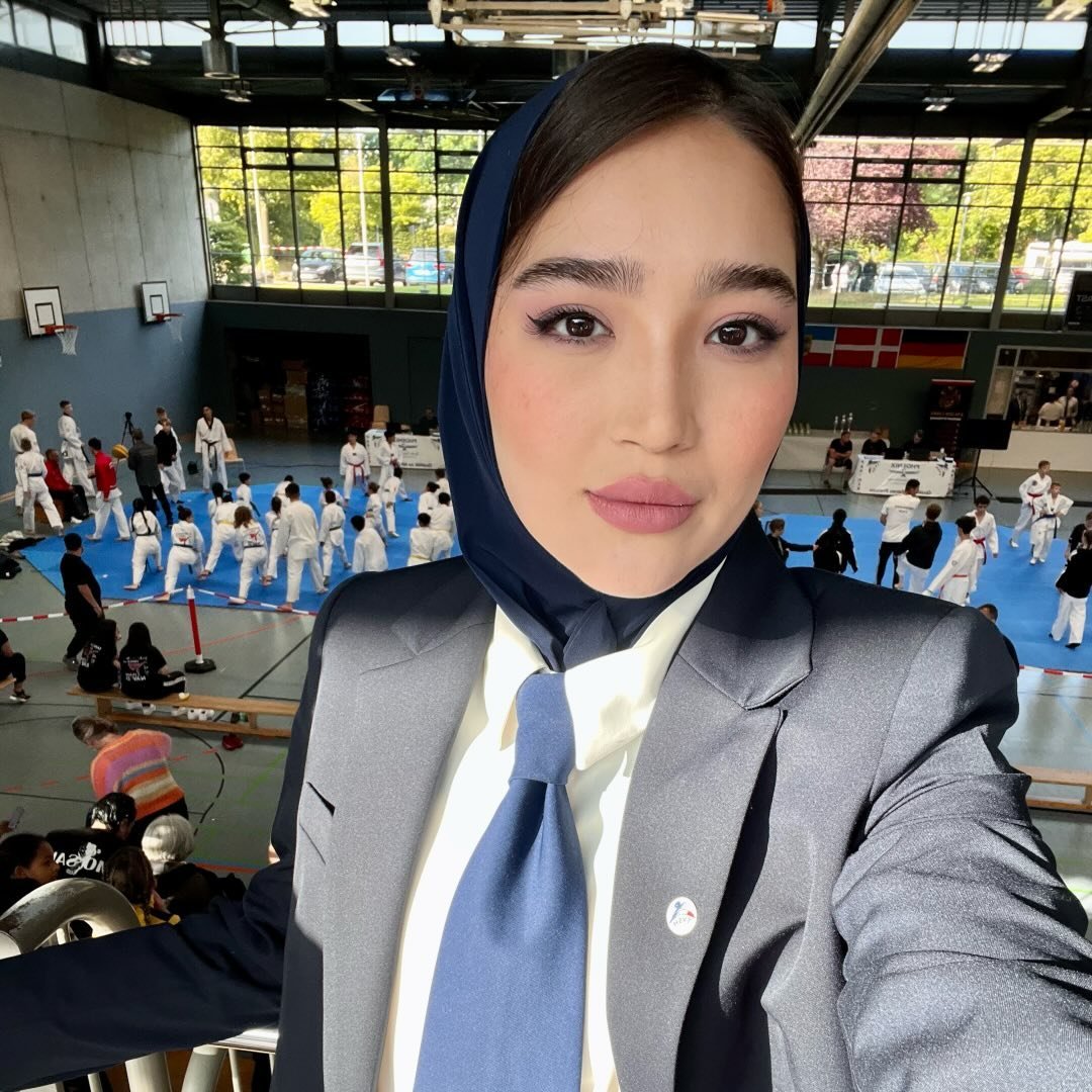  عکس پروفایل اینستاگرام آمنه سادات محمدی / ami_sport_official