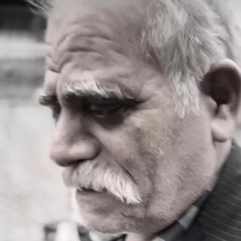  عکس پروفایل اینستاگرام عمو حسن / amohasan_dizi