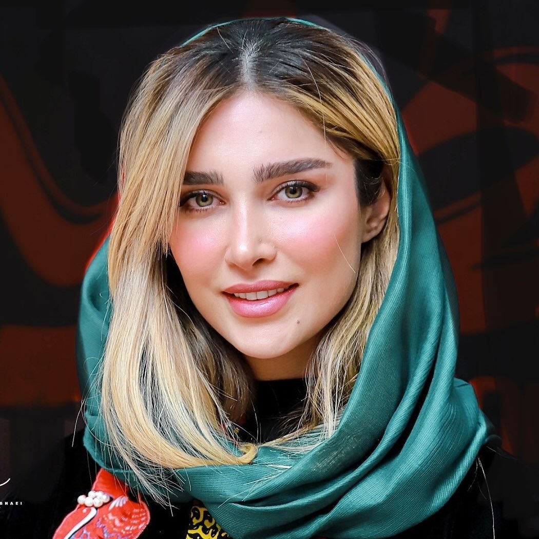 عکس پروفایل اینستاگرام آناشید حسینی / anashidhoseini