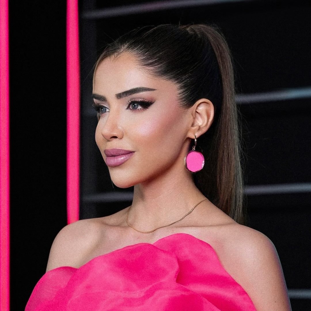  عکس پروفایل اینستاگرام آنیتا ناتالینی / anitaofficialll