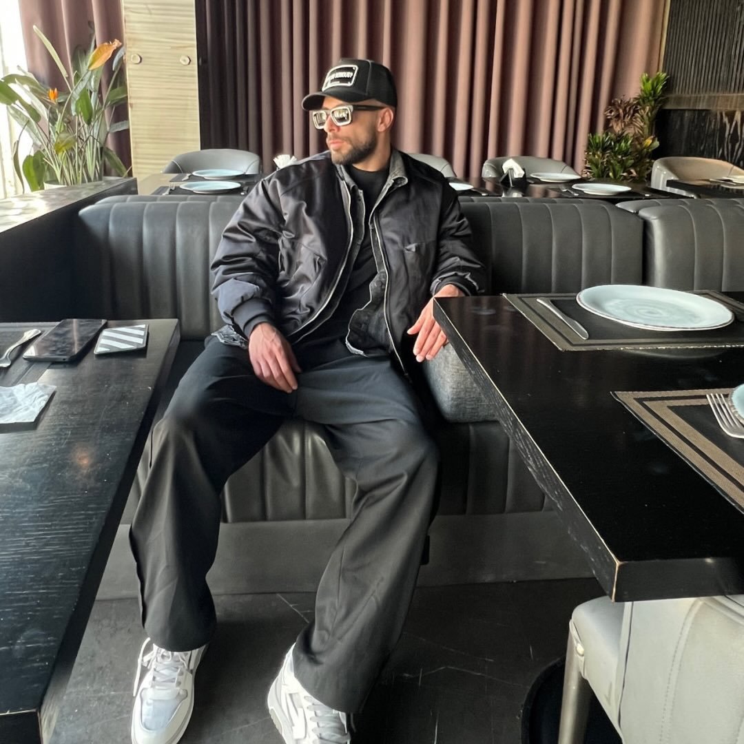 عکس پروفایل اینستاگرام عارف رستمی / aref_rostamii