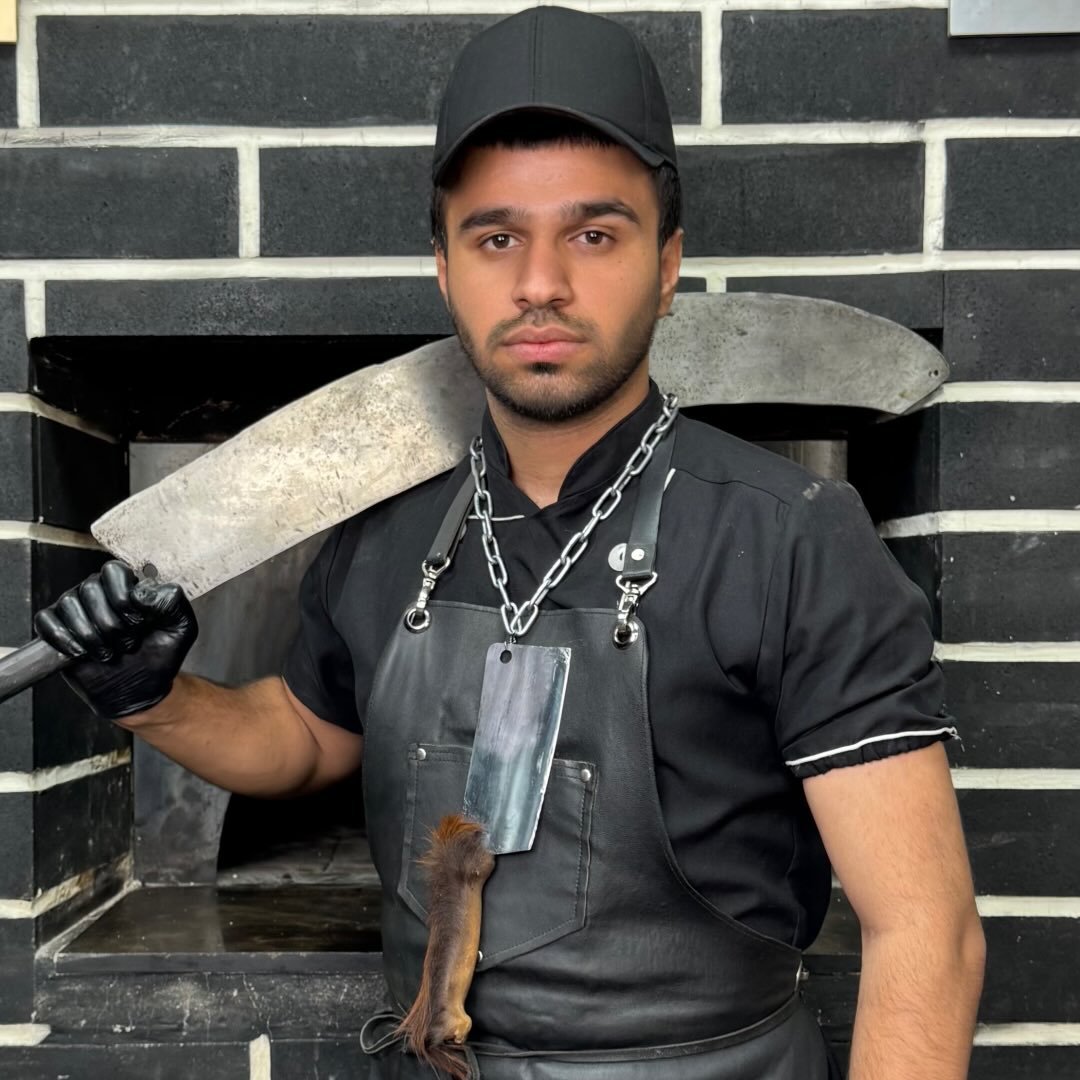 عکس پروفایل اینستاگرام اشکان صادقی / ashkan.ws