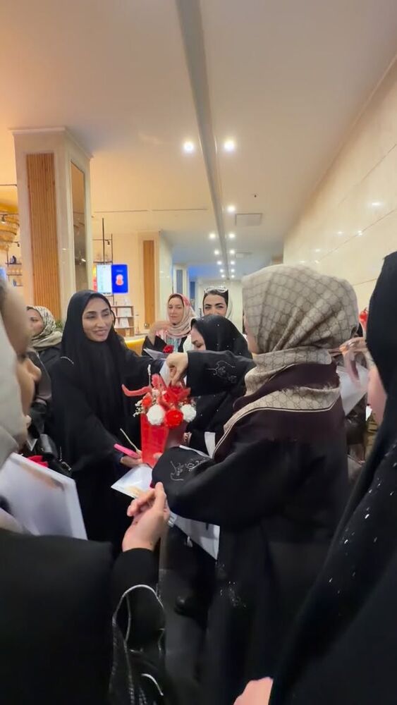  جدید ترین استوری اینستاگرام پریسا آشتیانی