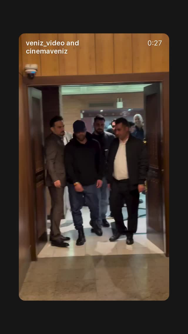  جدید ترین استوری اینستاگرام بابك زرين