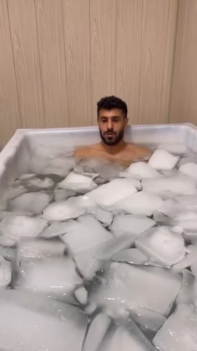  جدید ترین استوری اینستاگرام بهنام برزای