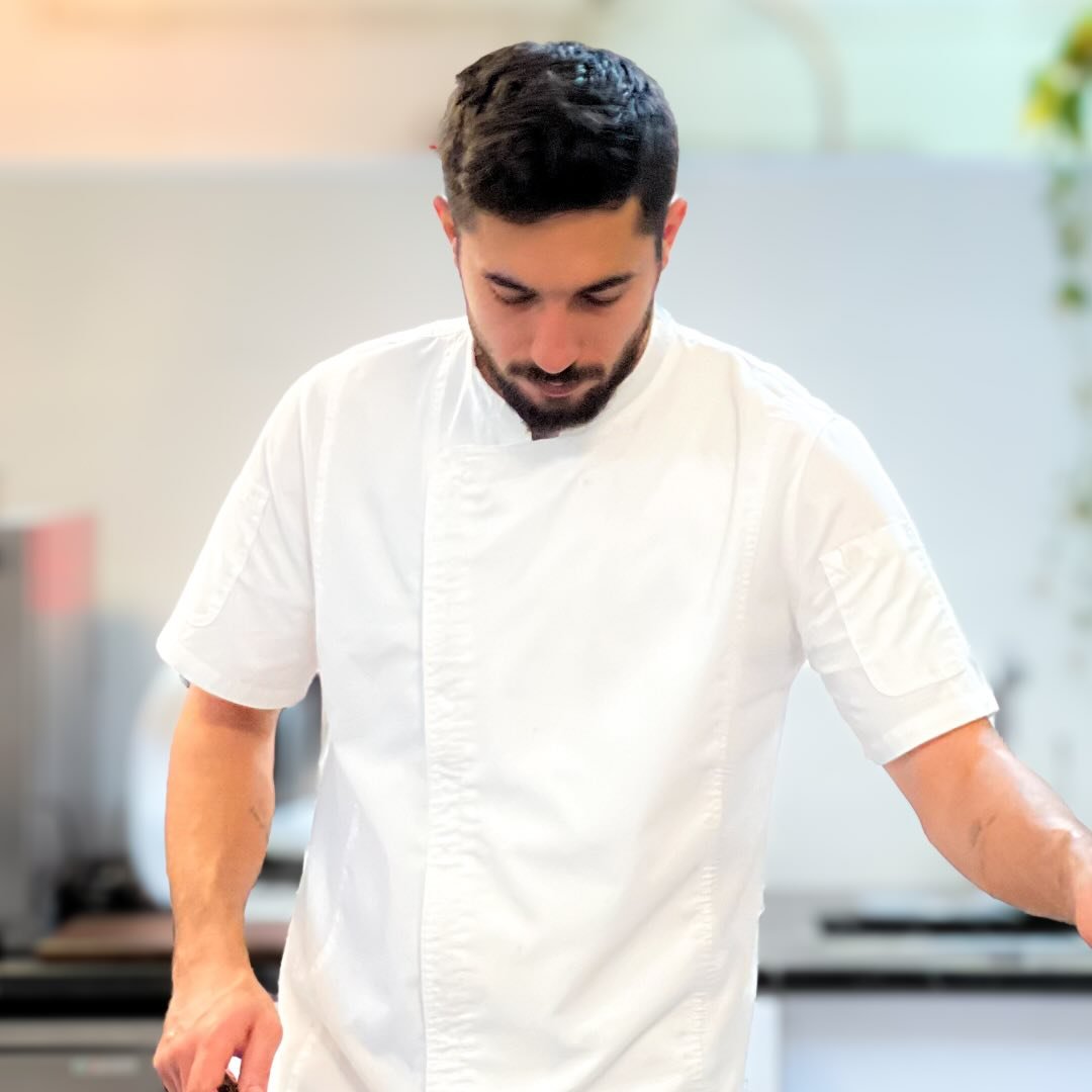  عکس پروفایل اینستاگرام مهدی ذکایی / chef_mehdi