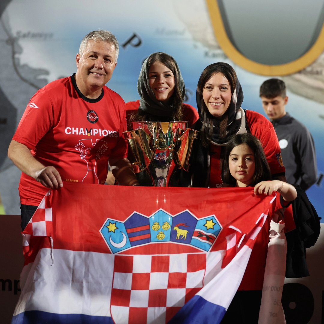  عکس پروفایل اینستاگرام دراگان اسکوچیچ / coach_skocic