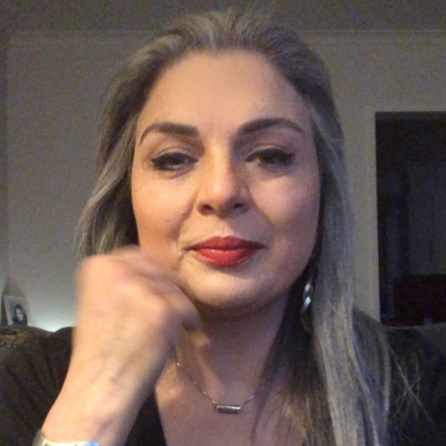  عکس پروفایل اینستاگرام الیزابت امینی / elizabethamini