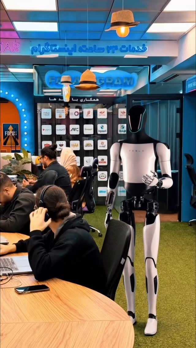  جدید ترین استوری اینستاگرام سینا فرحی