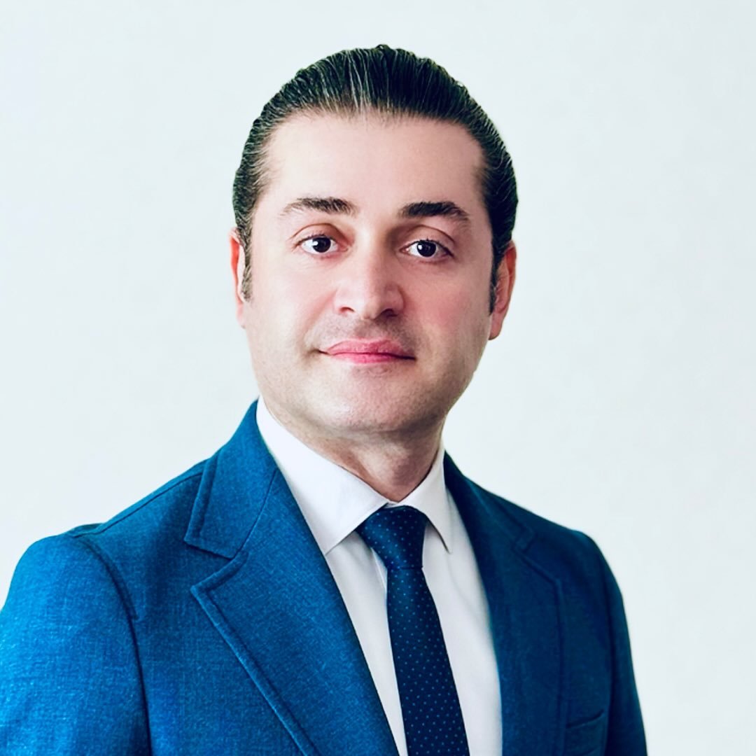  عکس پروفایل اینستاگرام فرهمند آریا شکوه / farahmandariashokooh 