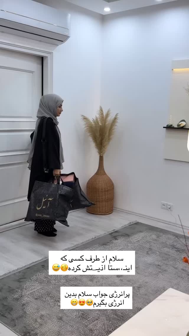  جدید ترین استوری اینستاگرام فرزانه رستم خان