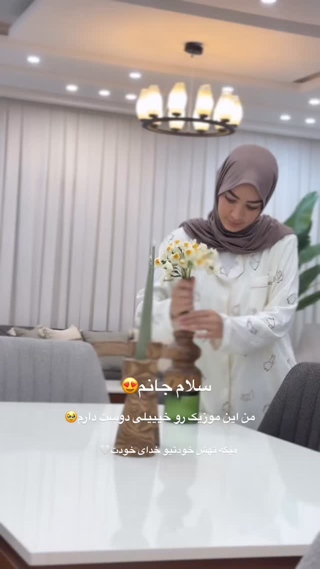  جدید ترین استوری اینستاگرام فرزانه رستم خان
