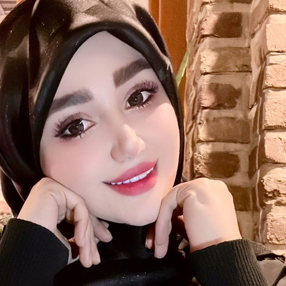 عکس پروفایل اینستاگرام فاطمه حسین خانی / fateme_h_kh_