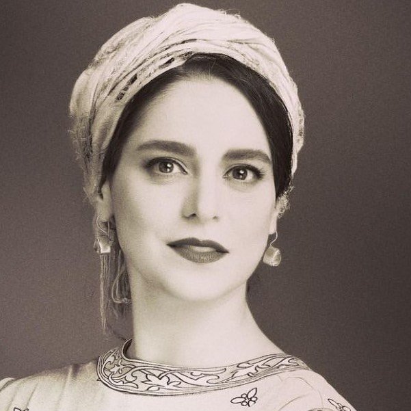  عکس پروفایل اینستاگرام غزل شاکری / ghazal.shakeri.official