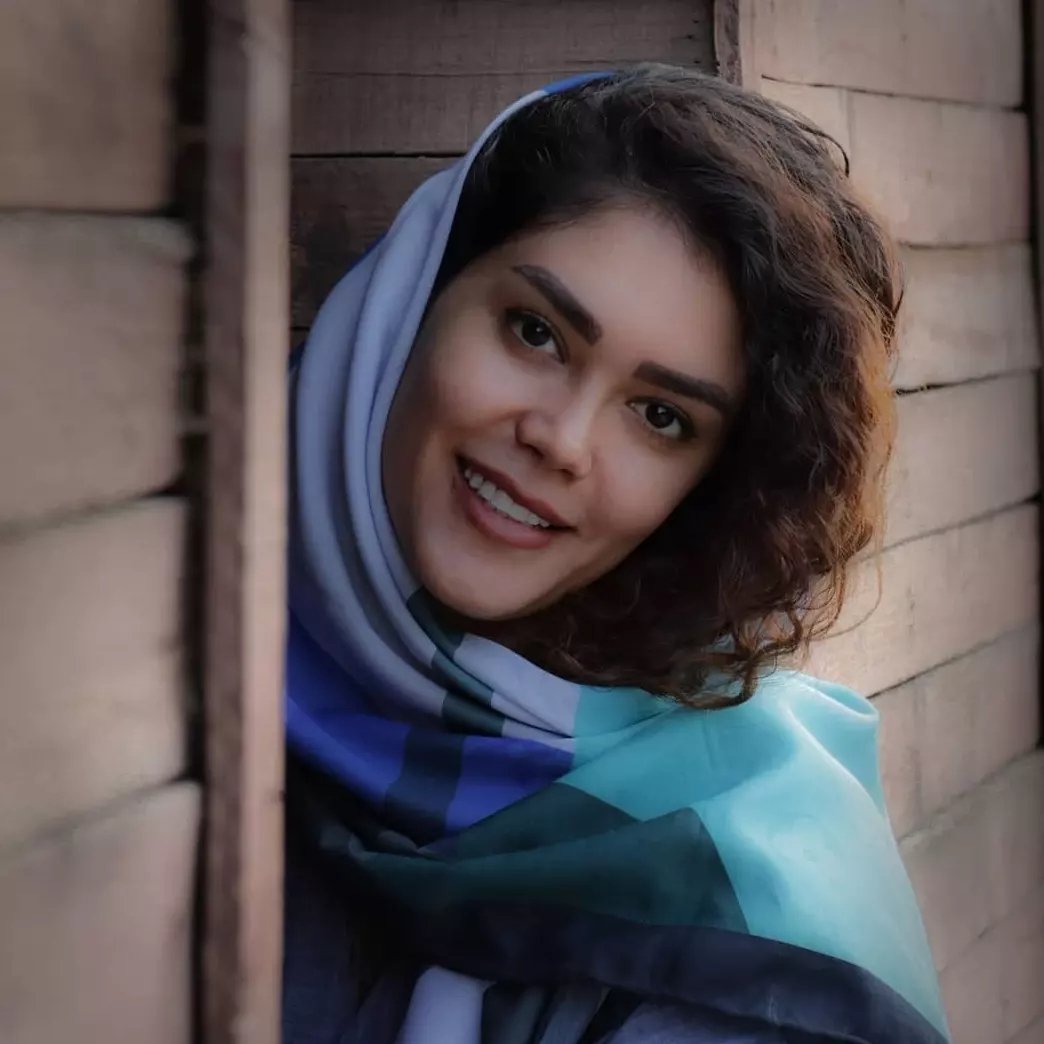  عکس پروفایل اینستاگرام حانیه زنگارکی فراهانی / haniehfarahani.official