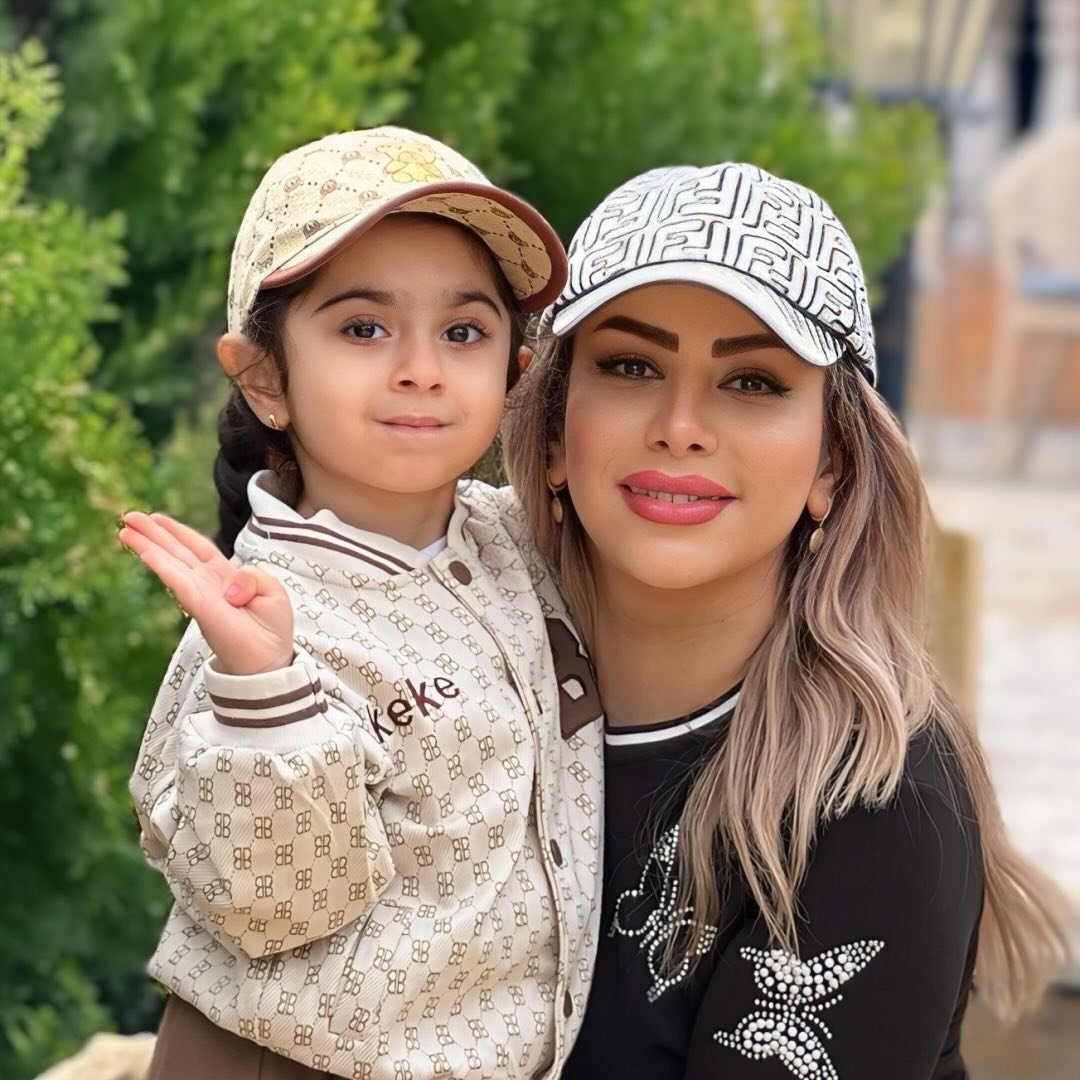 عکس پروفایل اینستاگرام سلین فمیلی / its.celine99