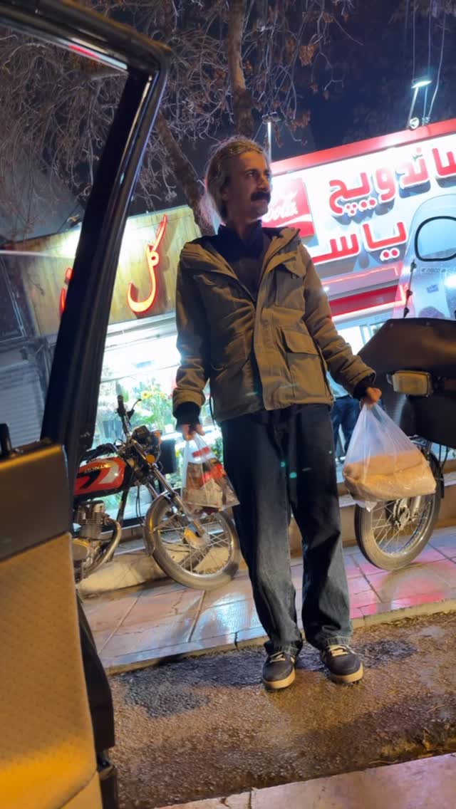  جدید ترین استوری اینستاگرام جواد خواجوی