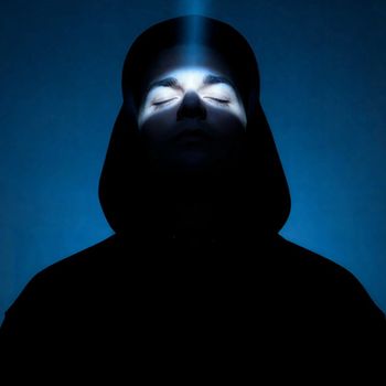 عکس پروفایل اینستاگرام مانی کارآمد / maanikaramad
