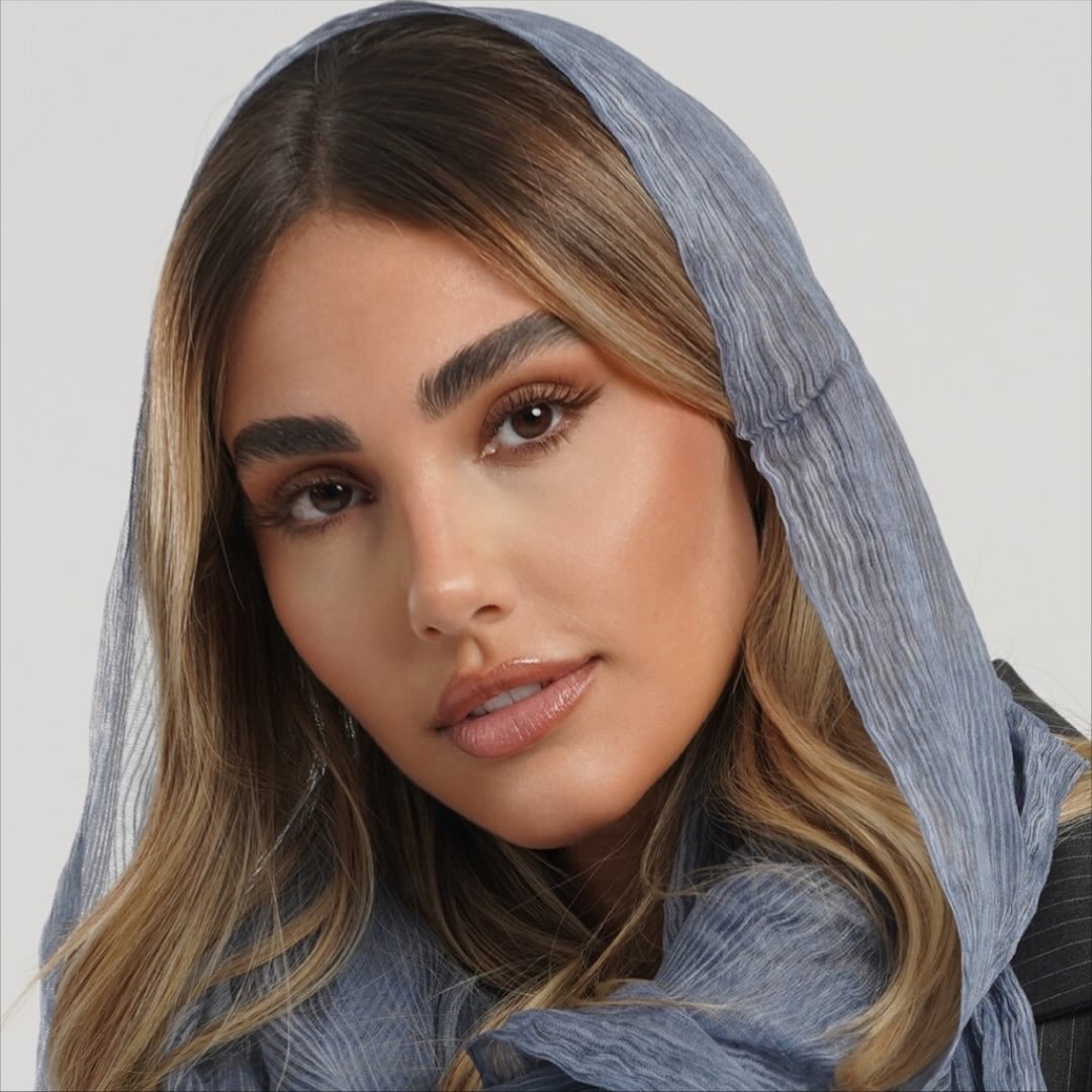 عکس پروفایل اینستاگرام مارال شاگر حسینی / maralshakerhosseini