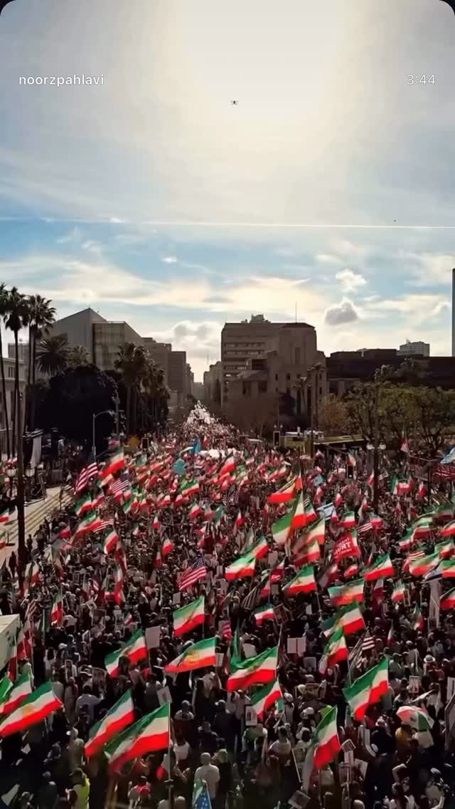  جدید ترین استوری اینستاگرام مهران رخشنده