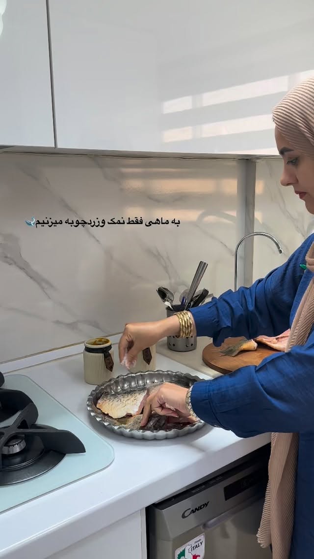  جدید ترین استوری اینستاگرام مینا حسن زاده