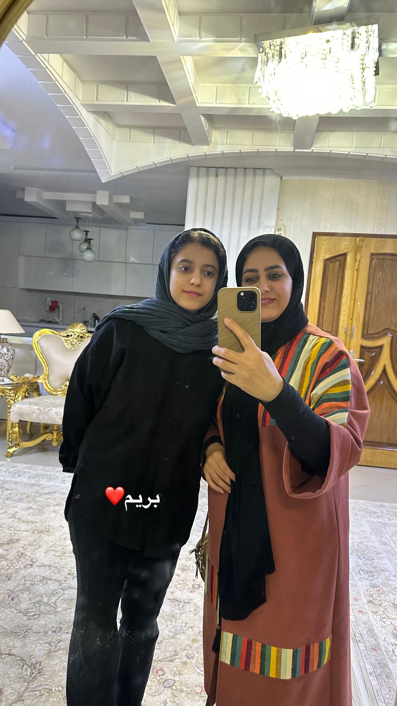  جدید ترین استوری اینستاگرام مینا حسن زاده
