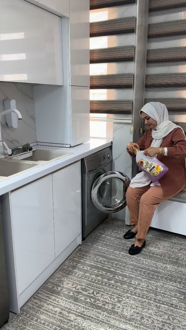  جدید ترین استوری اینستاگرام مینا حسن زاده