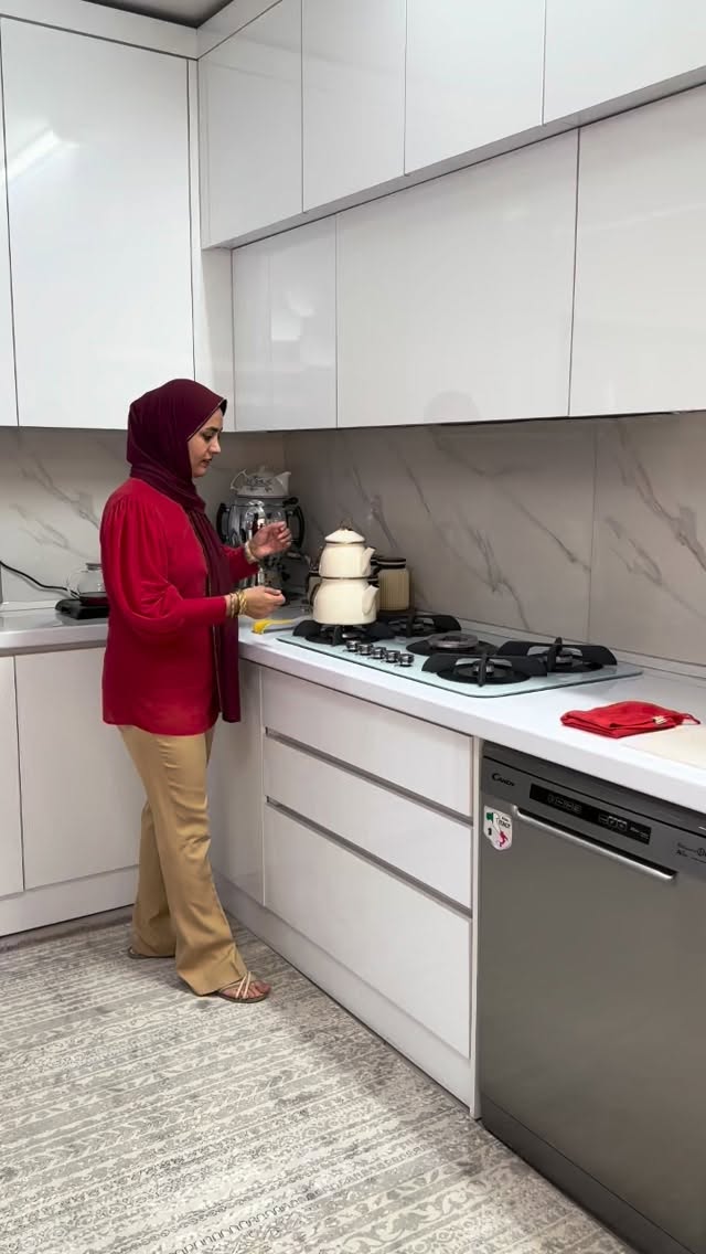  جدید ترین استوری اینستاگرام مینا حسن زاده