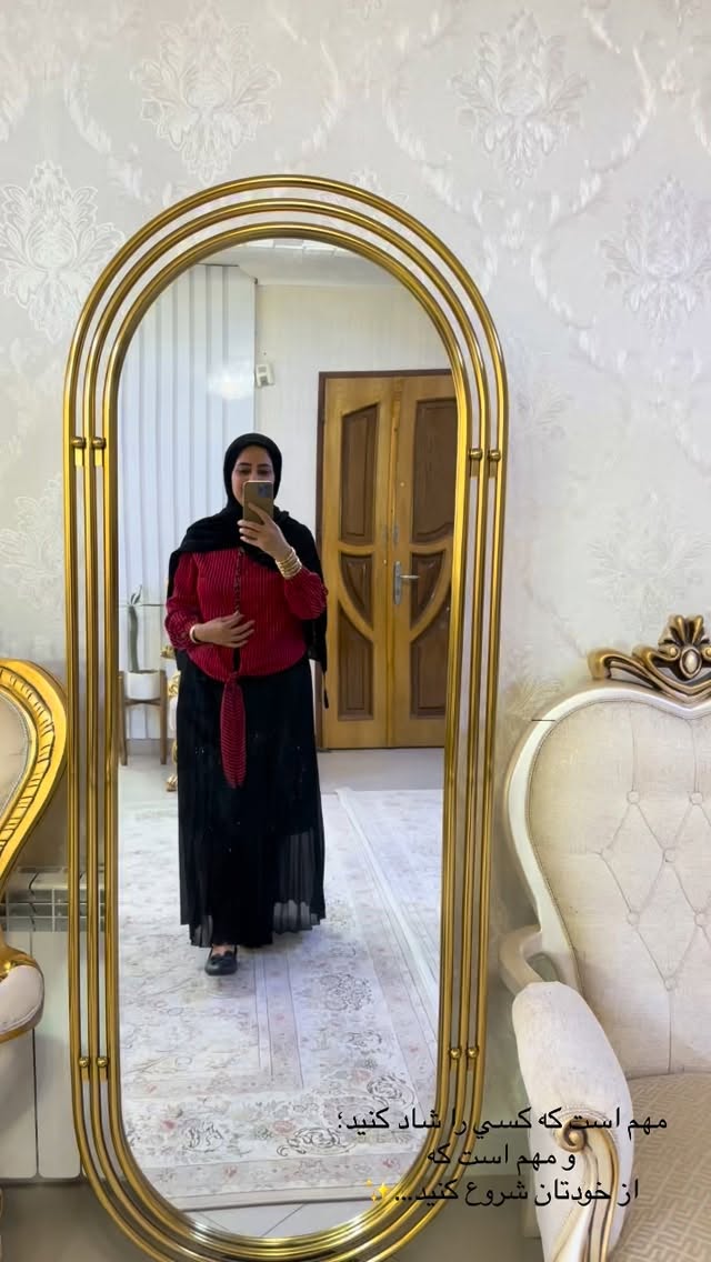  جدید ترین استوری اینستاگرام مینا حسن زاده