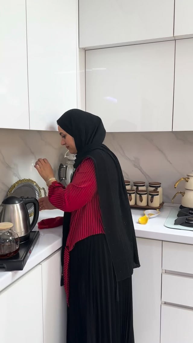  جدید ترین استوری اینستاگرام مینا حسن زاده