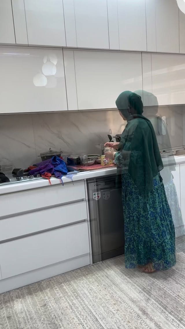  جدید ترین استوری اینستاگرام مینا حسن زاده