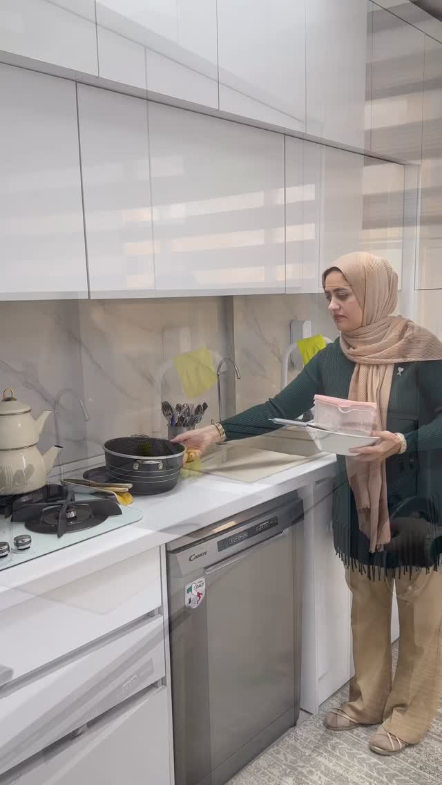  جدید ترین استوری اینستاگرام مینا حسن زاده