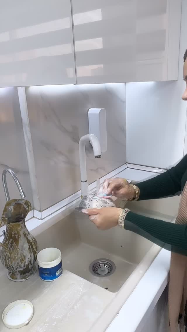  جدید ترین استوری اینستاگرام مینا حسن زاده