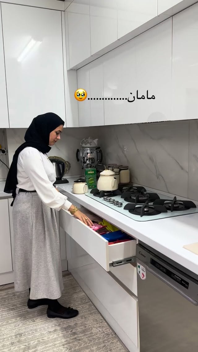  جدید ترین استوری اینستاگرام مینا حسن زاده