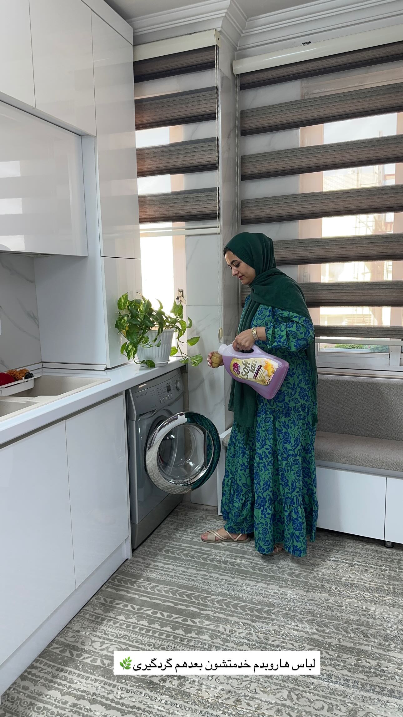  جدید ترین استوری اینستاگرام مینا حسن زاده