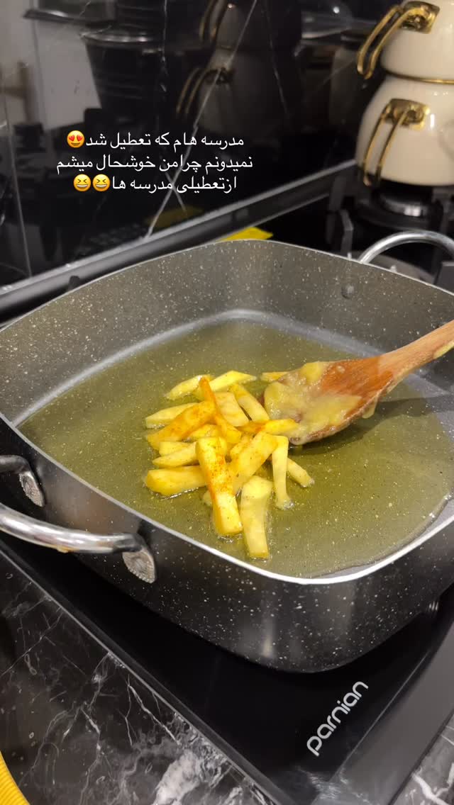  جدید ترین استوری اینستاگرام مینا حسن زاده