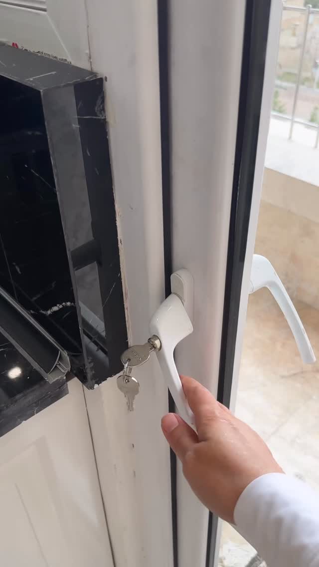  جدید ترین استوری اینستاگرام مینا حسن زاده
