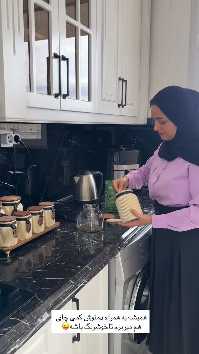  جدید ترین استوری اینستاگرام مینا حسن زاده