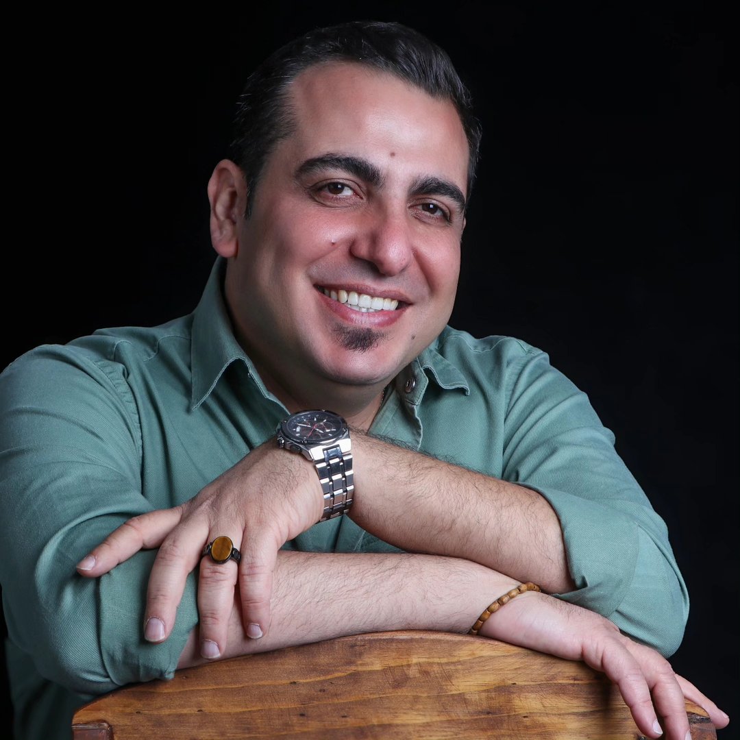  عکس پروفایل اینستاگرام محمد لقمانیان / mo.loghmanian