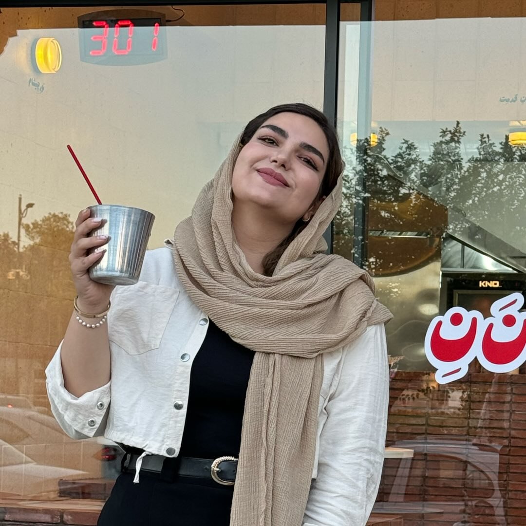عکس پروفایل اینستاگرام آشپزخونه موچیکا / mochika.food_