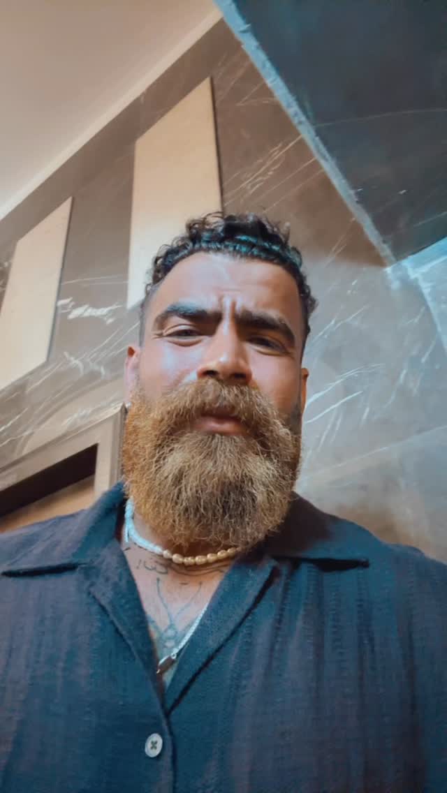  جدید ترین استوری اینستاگرام معین زد