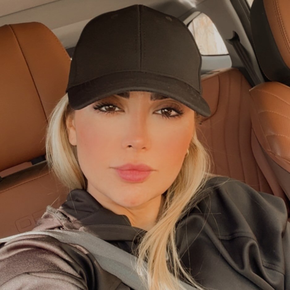 عکس پروفایل اینستاگرام مونا فائزپور / monaa_faezpour
