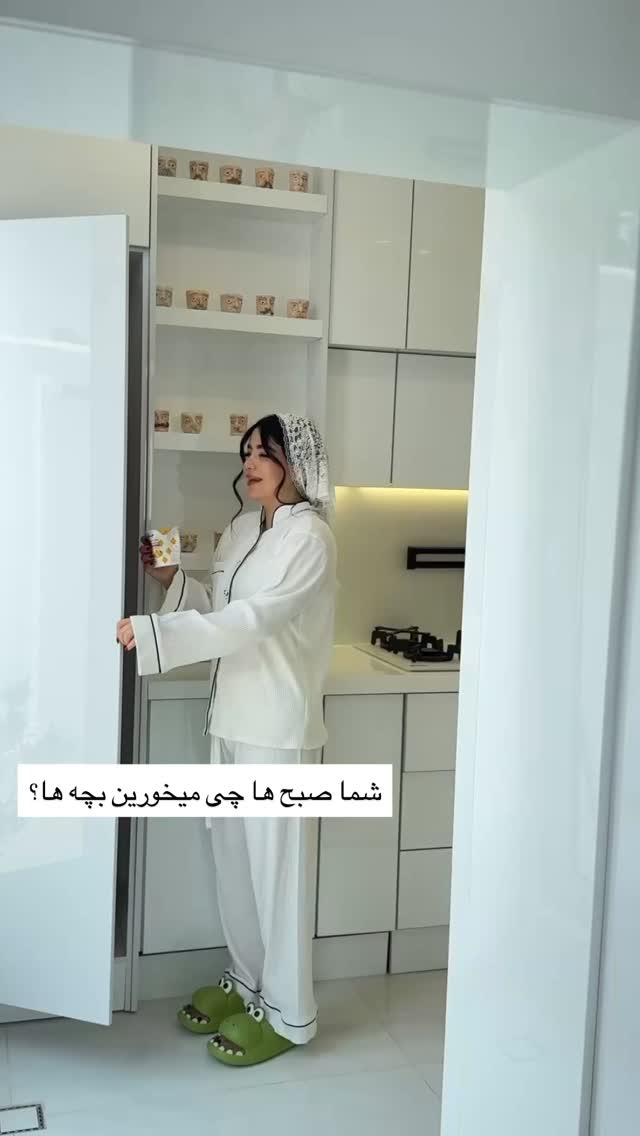  جدید ترین استوری اینستاگرام مونا