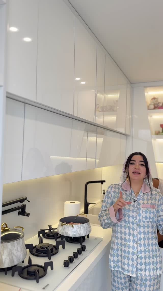  جدید ترین استوری اینستاگرام مونا