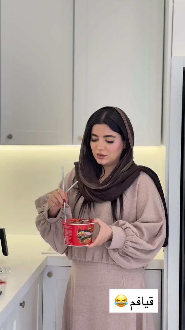  جدید ترین استوری اینستاگرام مونا