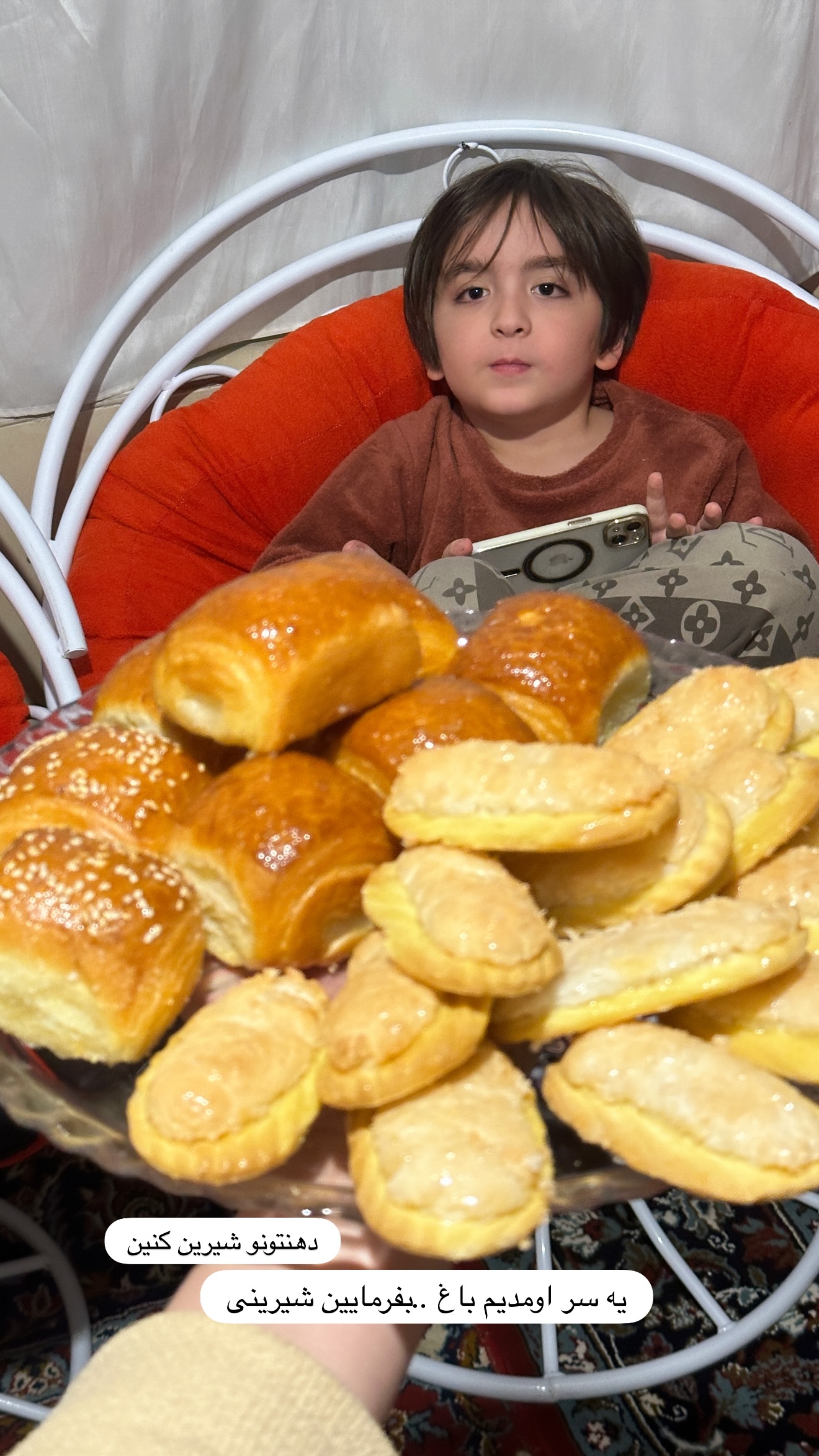  جدید ترین استوری اینستاگرام نسترن (خانواده تبریزی)