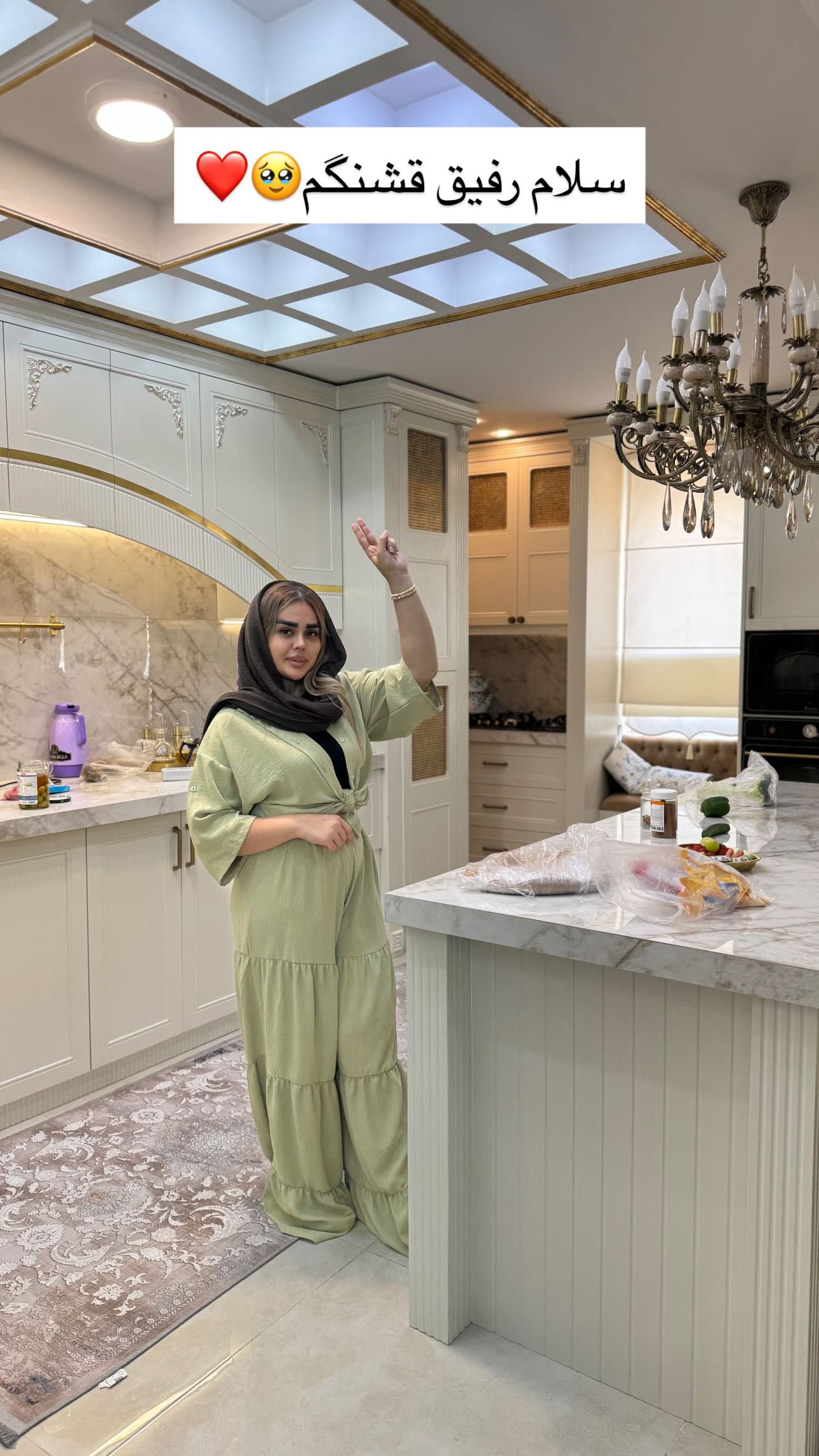  جدید ترین استوری اینستاگرام نسترن اکبری