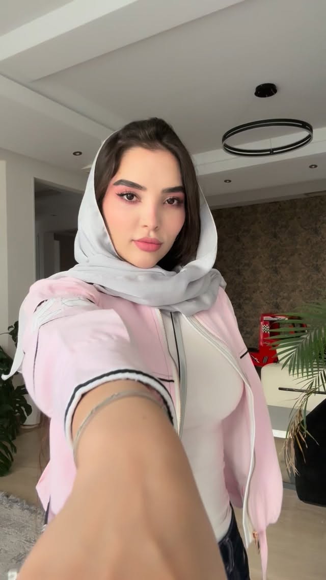  جدید ترین استوری اینستاگرام نازنین بهبودی